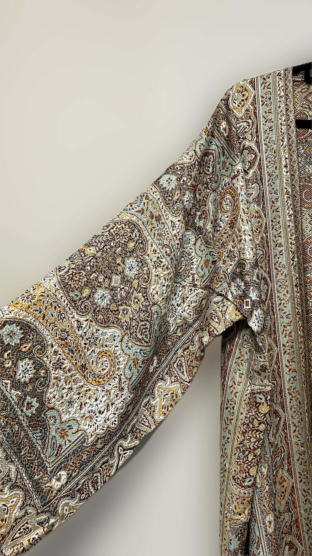 Pistachio Abaya