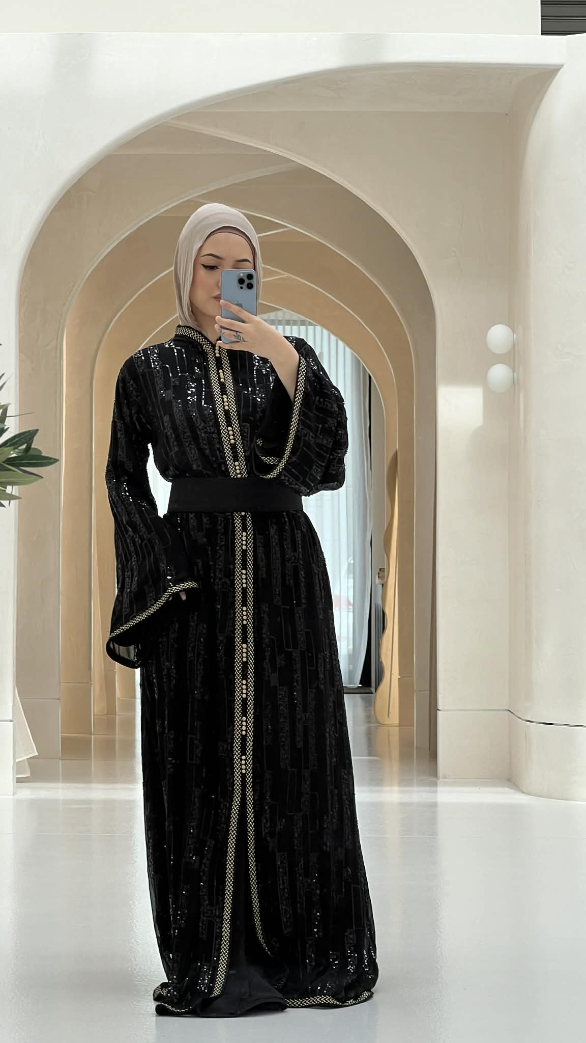 The Majestic Lumière Kaftan