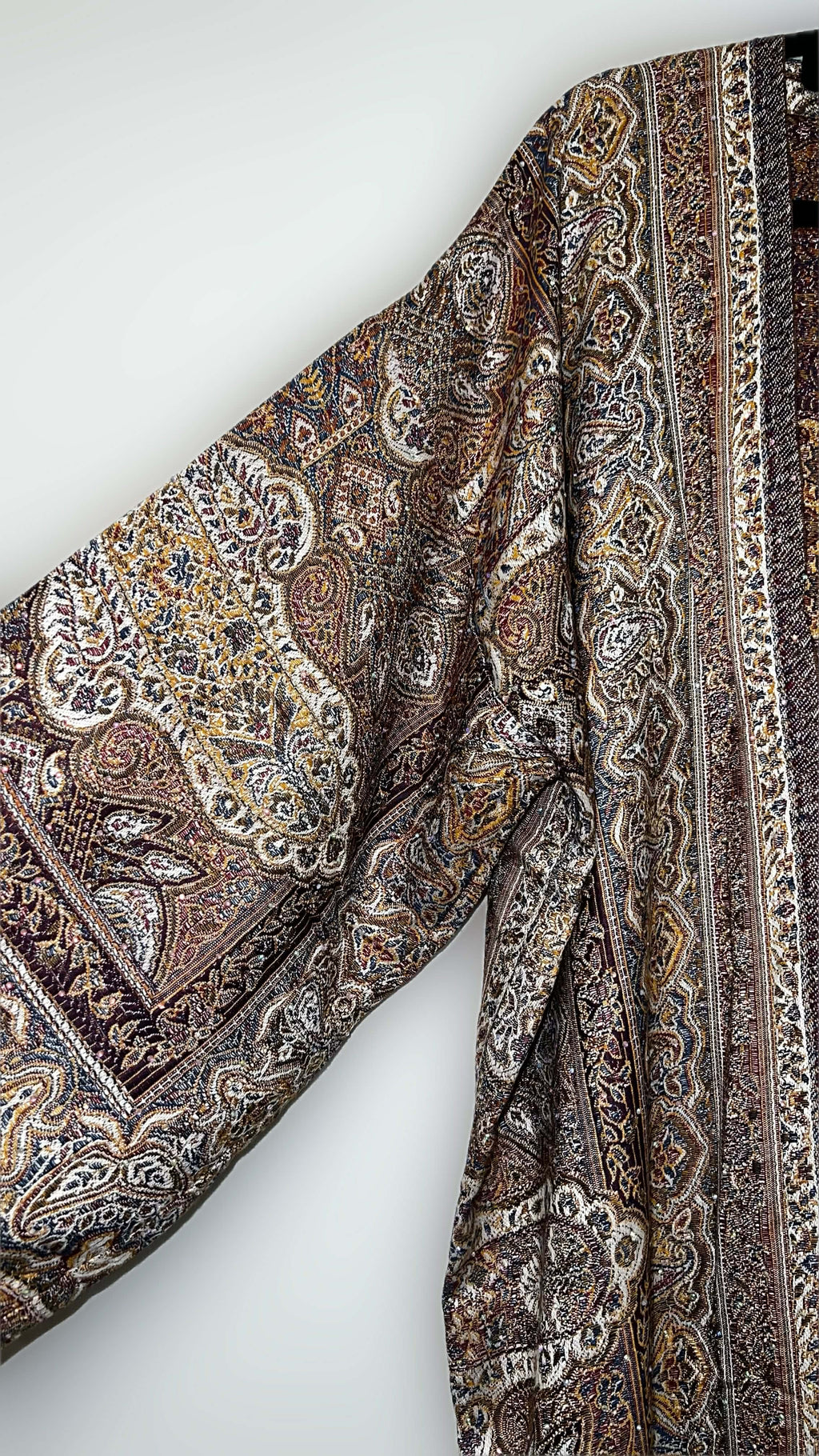 Raha Abaya
