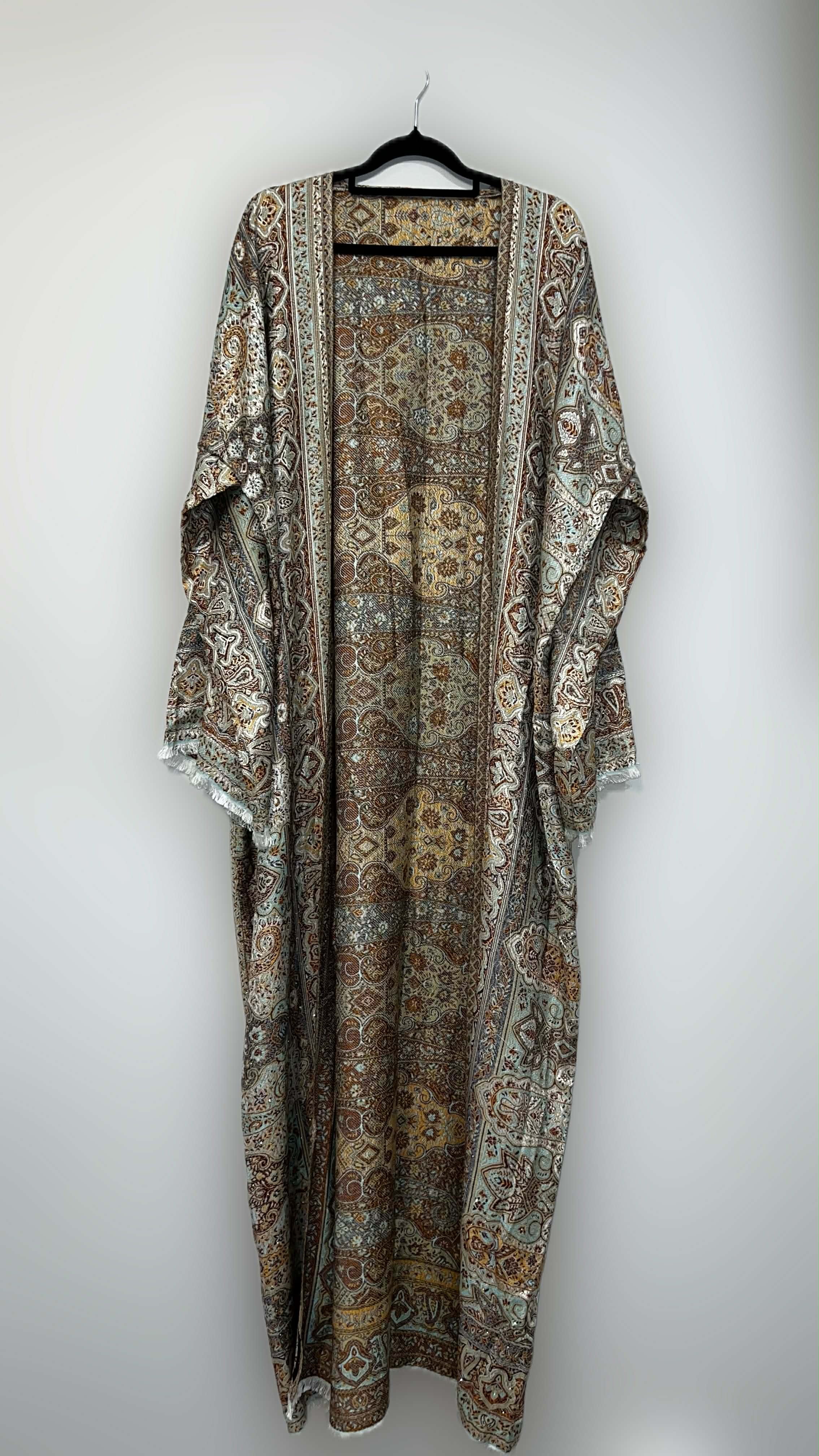 Pistachio Abaya